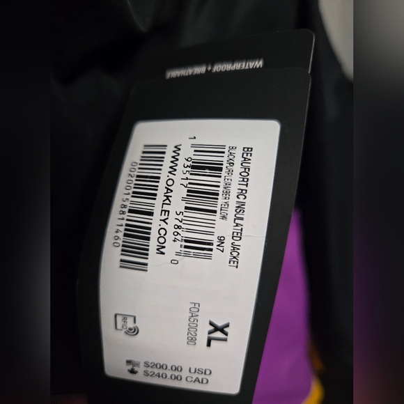 Oakley Women's Beaufort RC Insulated Women's Winter Jacket - Picture 4 of 10